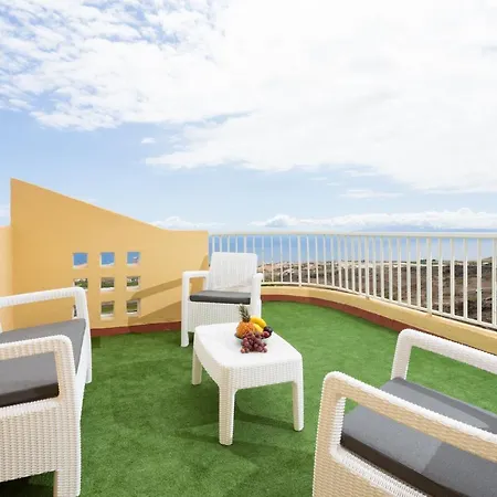 Home2book Metro Tenerife, Private Pool Casa vacanze *