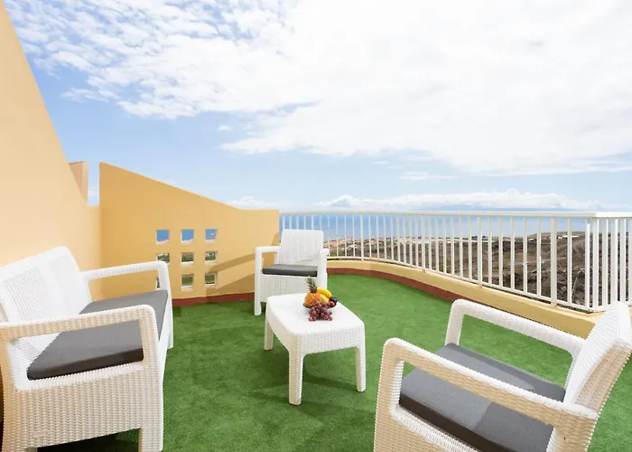 Home2book Metro Tenerife Adeje, Private Pool Vakantiehuis *