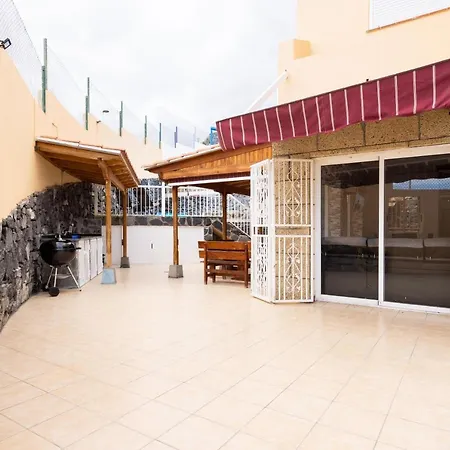 Home2book Metro Tenerife, Private Pool & Bbq Ferienhaus *