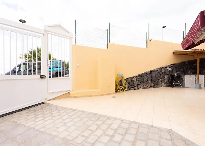 度假居 Home2book Metro Tenerife Adeje, Private Pool 阿德耶